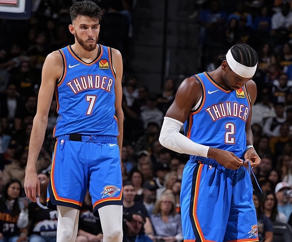 弱侧底线小 弱侧底线小