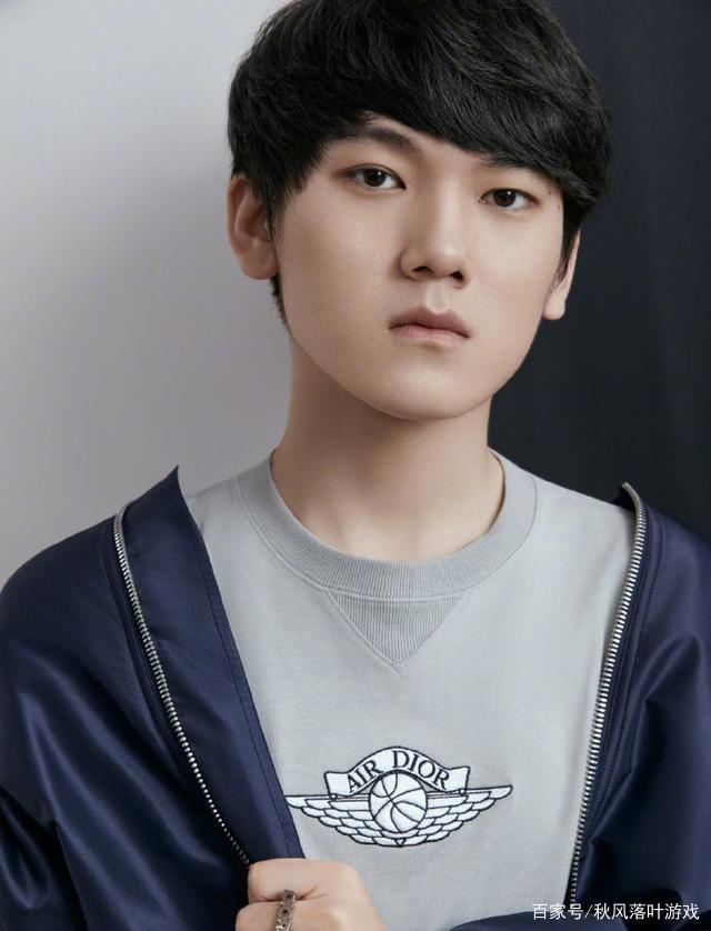 手时仍具方 手时仍具方